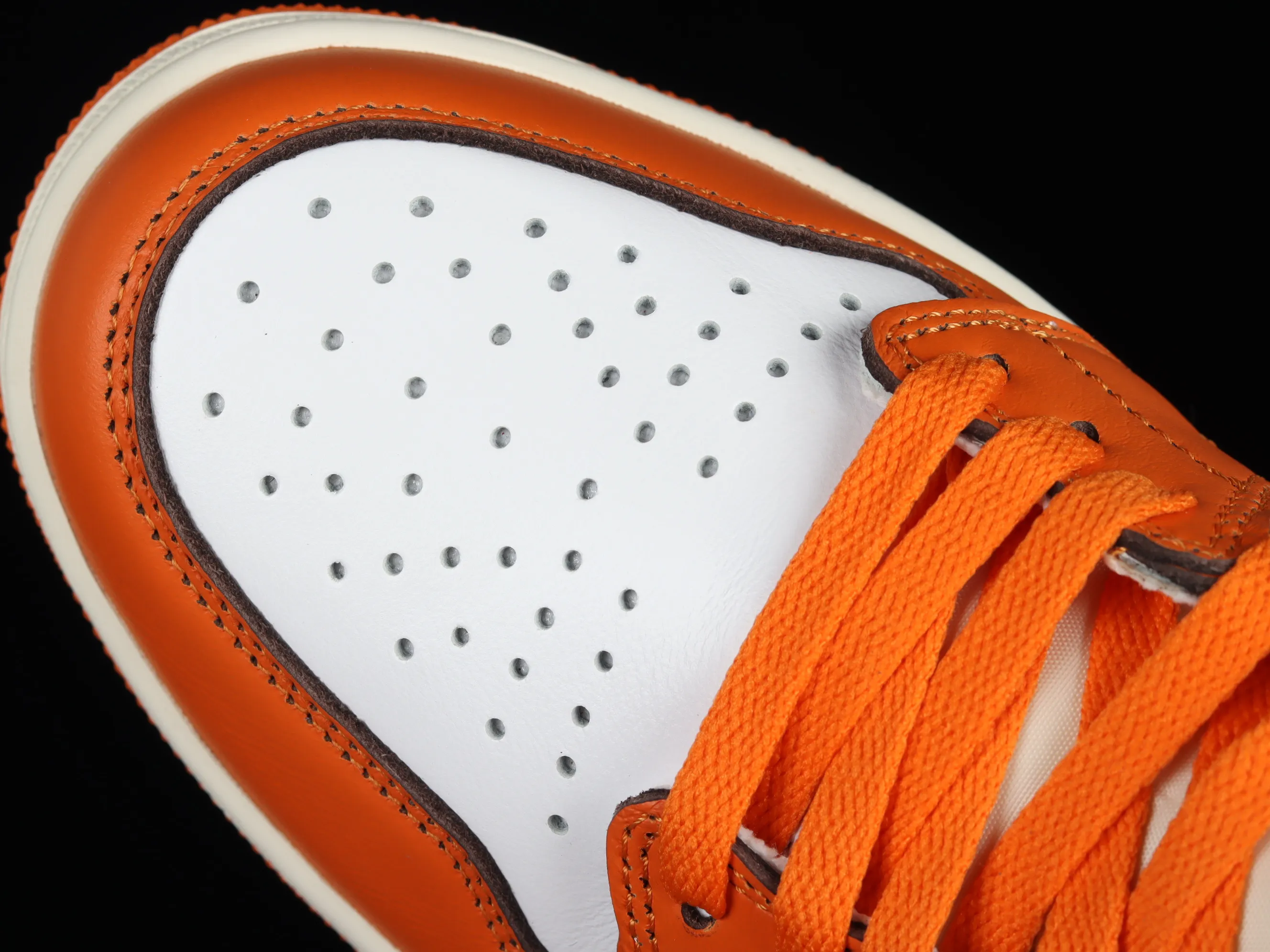 All categories Air Jordan Jordan series basketball shoes Air Jordan 1 High Air Jordan 1 High "Starfish" AJ1 Joe 1 white orange high-top basketball shoes DO9369-101